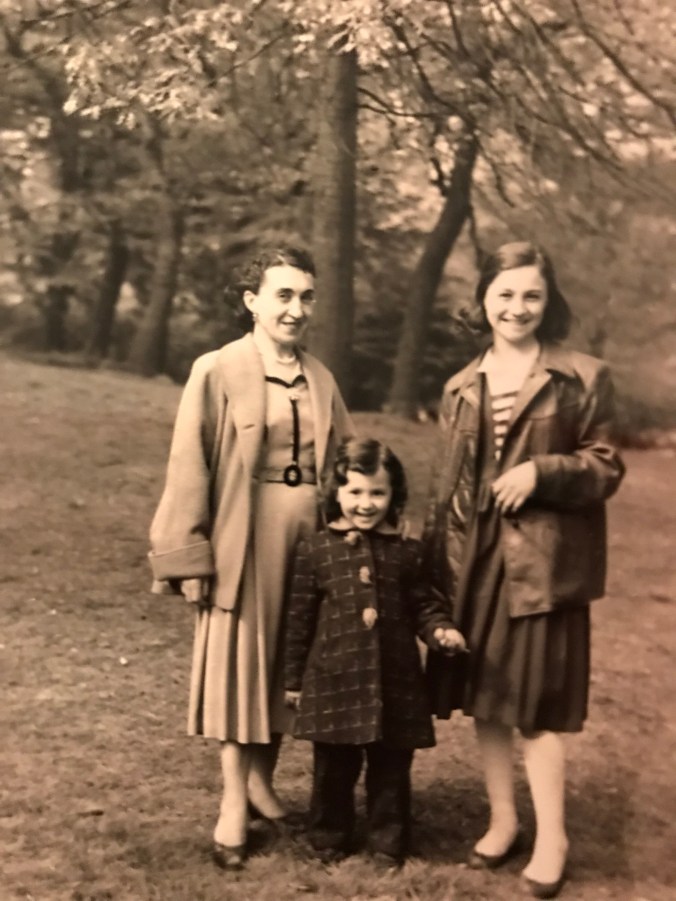 Suddenly Mad- photo with Lillian, me and Sonia